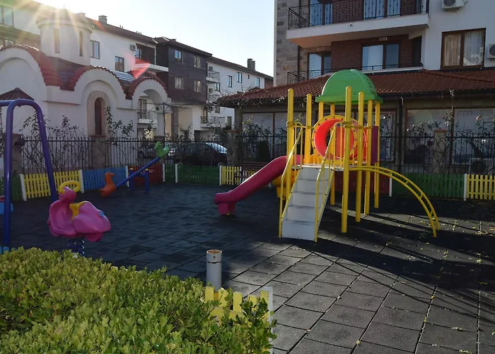 Aparthotel Studio Apollon 6 *